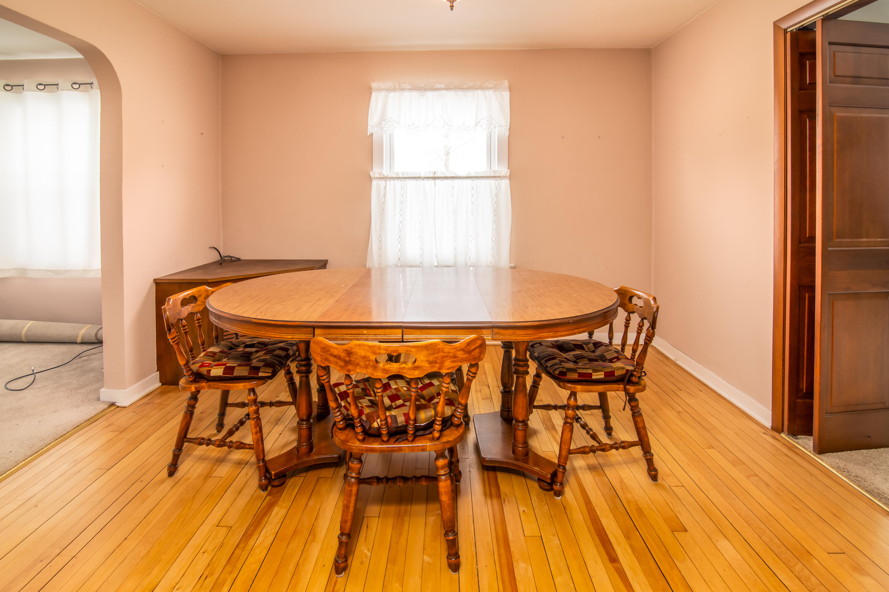 921 North Center Street Beaver Dam, WI 53916 - Photo 8 of 26 Dining Room