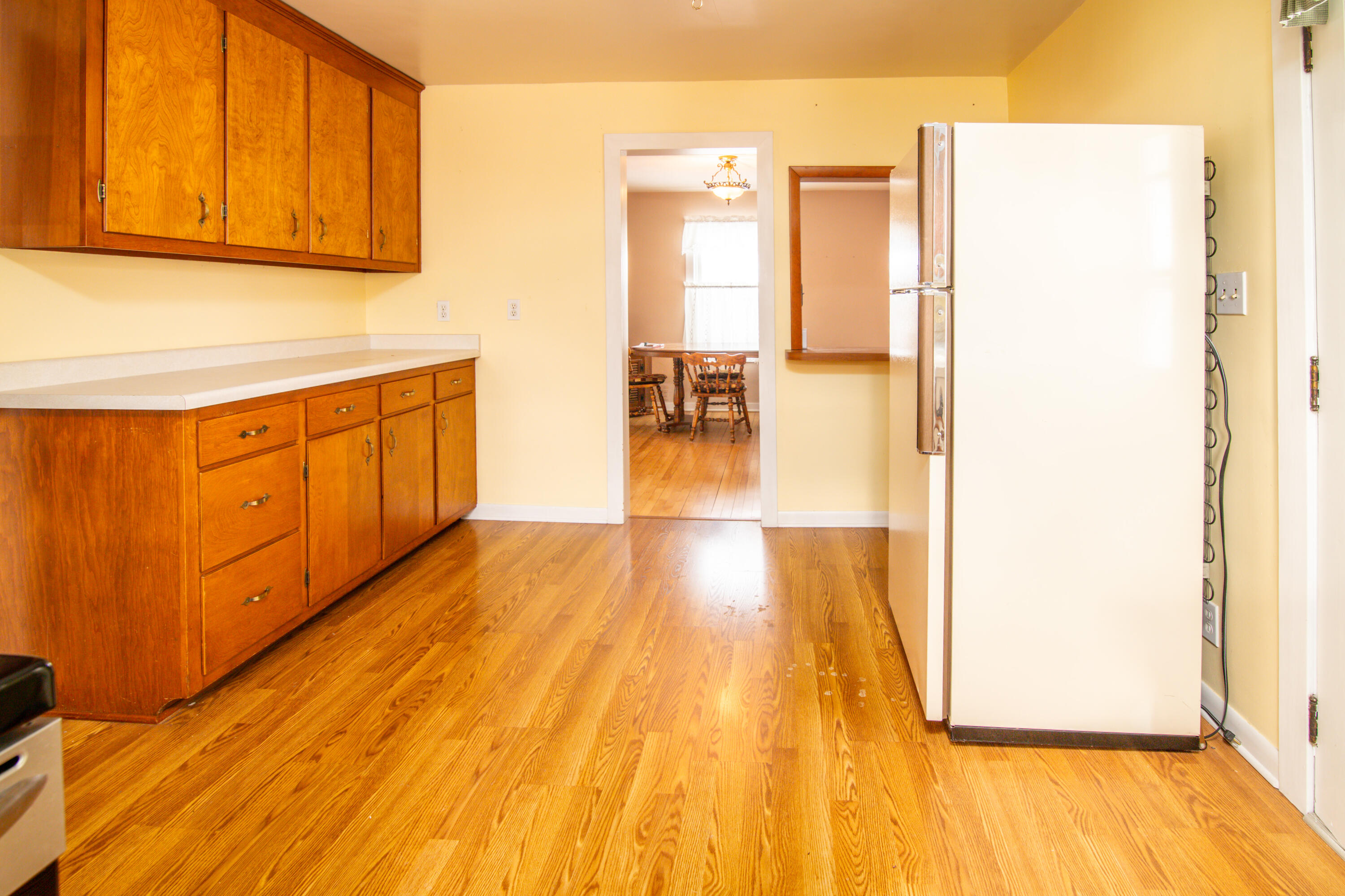 921 North Center Street Beaver Dam, WI 53916 - Photo 10 of 26 Kitchen