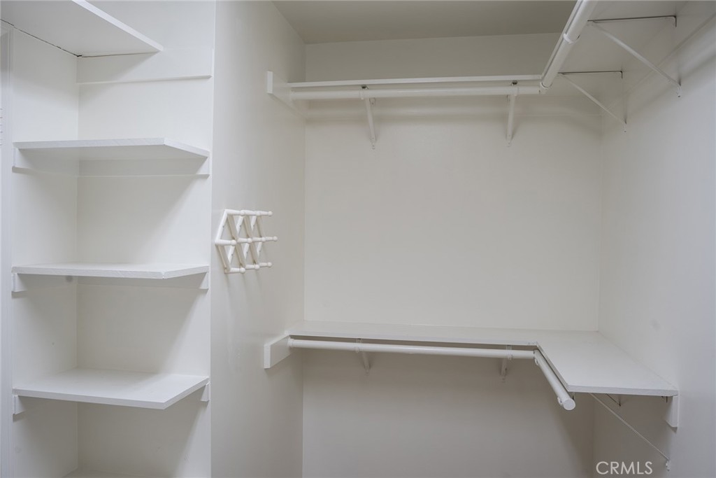 720 Heatherside Road Pasadena, CA 91105 - Photo 10 of 23 a view of an empty walk in closet