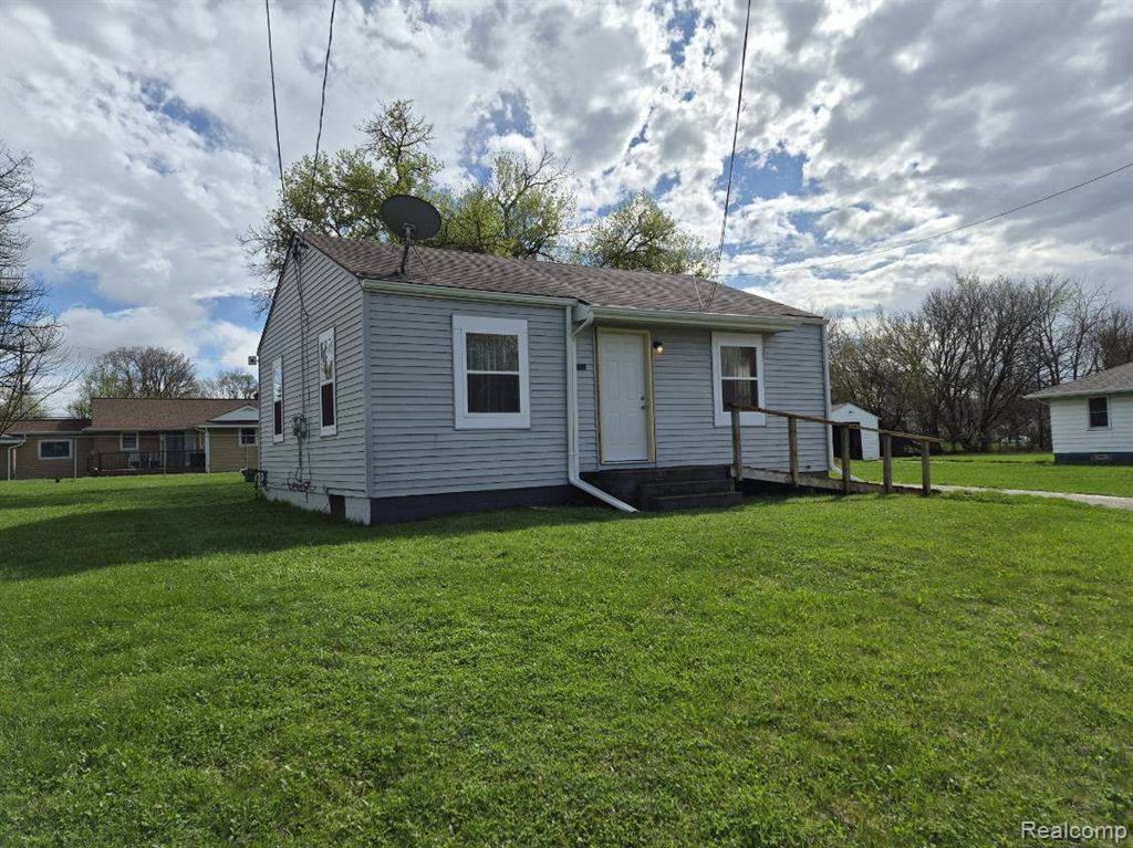1233 Coldwater Road Flint, MI 48505 - Photo 21 of 22