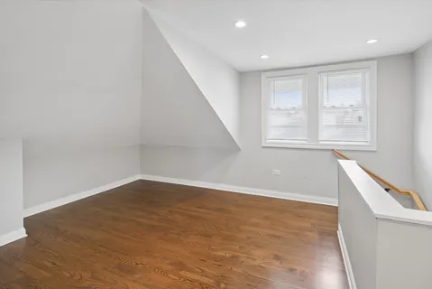 $569,900 | 5836 North Manton Avenue, Chicago, IL 60646