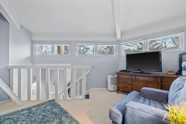 $429,000 | 601 Knollwood Circle, Unit F, Fontana, WI 53125