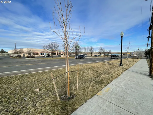 $299,000 | 504 Southwest Us Highway, Madras, OR 97741