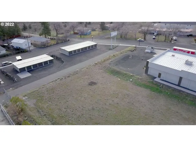$299,000 | 504 Southwest Us Highway, Madras, OR 97741