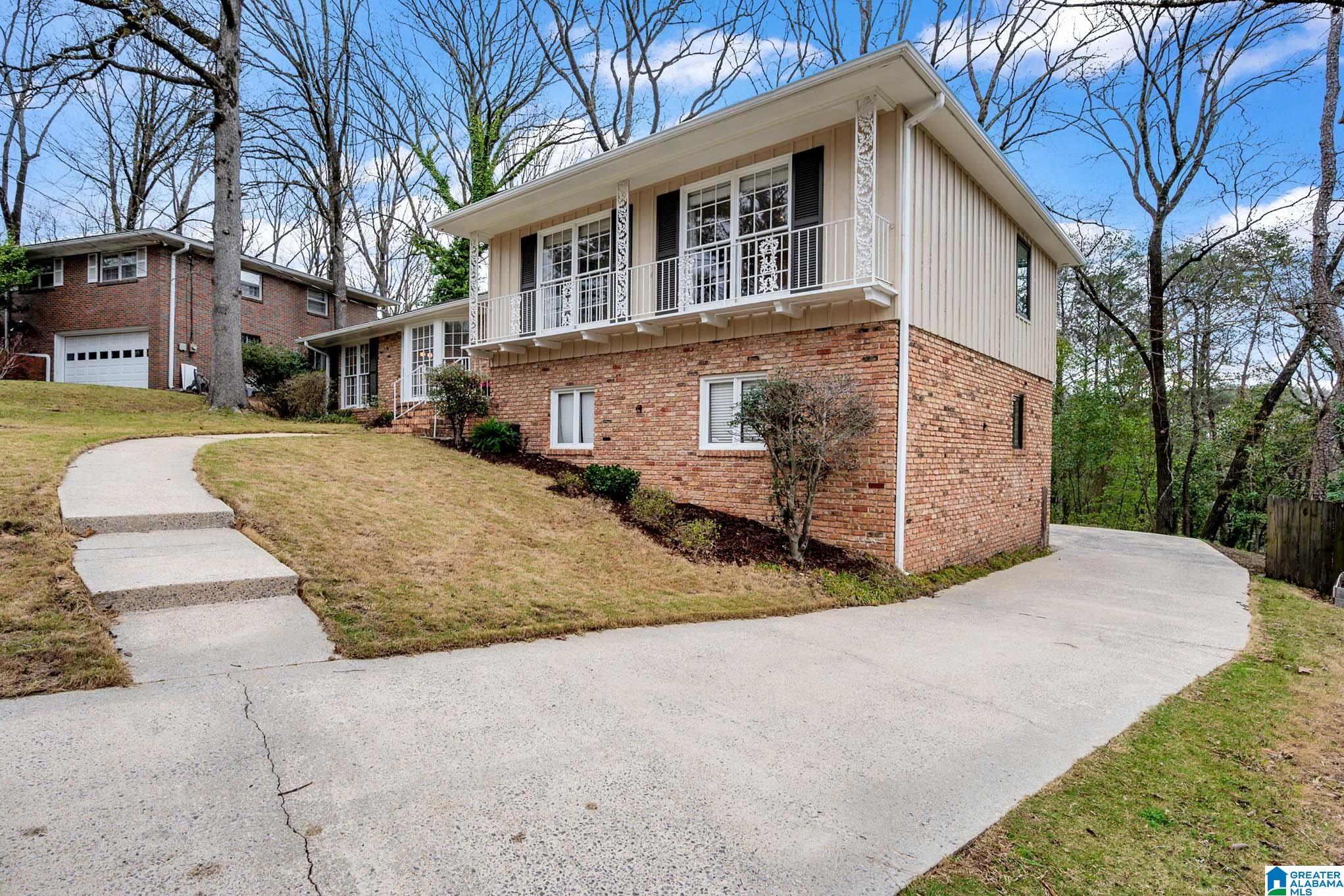 1329 Southhall Road Birmingham, AL 35213 - Photo 8 of 44