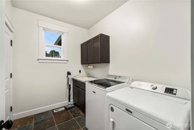 $1,299,999 | 23832 141st Lane Southeast, Kent, WA 98042