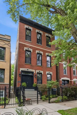 $1,775,000 | 1933 West Potomac Avenue, Chicago, IL 60622