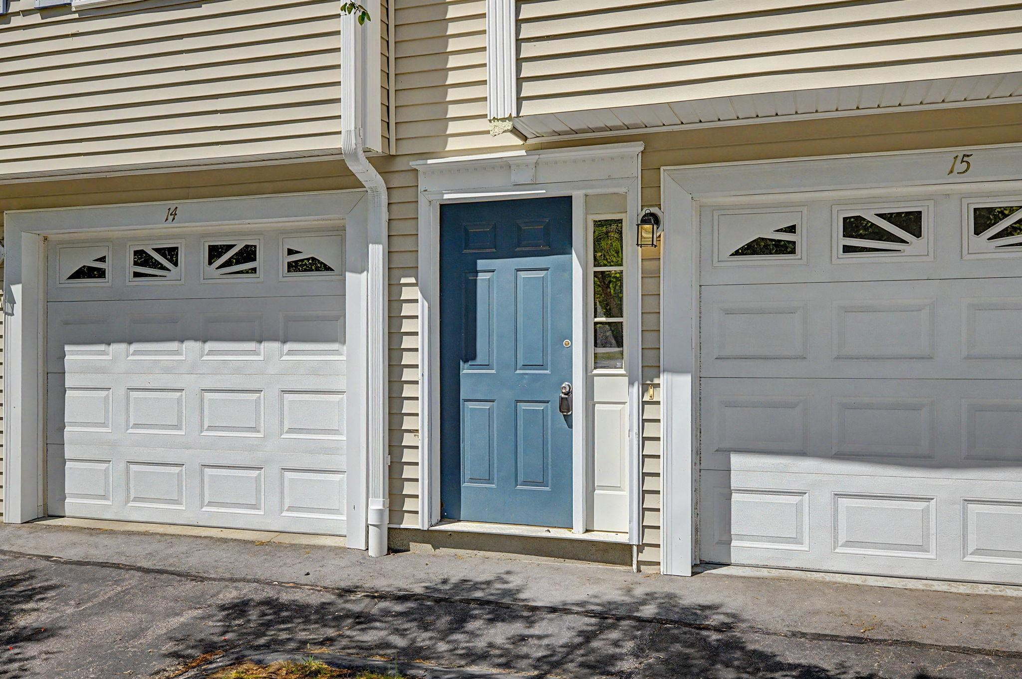 1029 South Mammoth Road, Unit 15 Manchester, NH 03109 - Photo 2 of 37