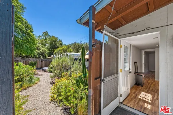 $2,595 | 272 North Topanga Canyon Boulevard, Unit 4, Topanga, CA 90290