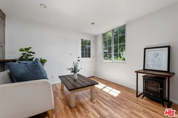 $2,595 | 272 North Topanga Canyon Boulevard, Unit 4, Topanga, CA 90290