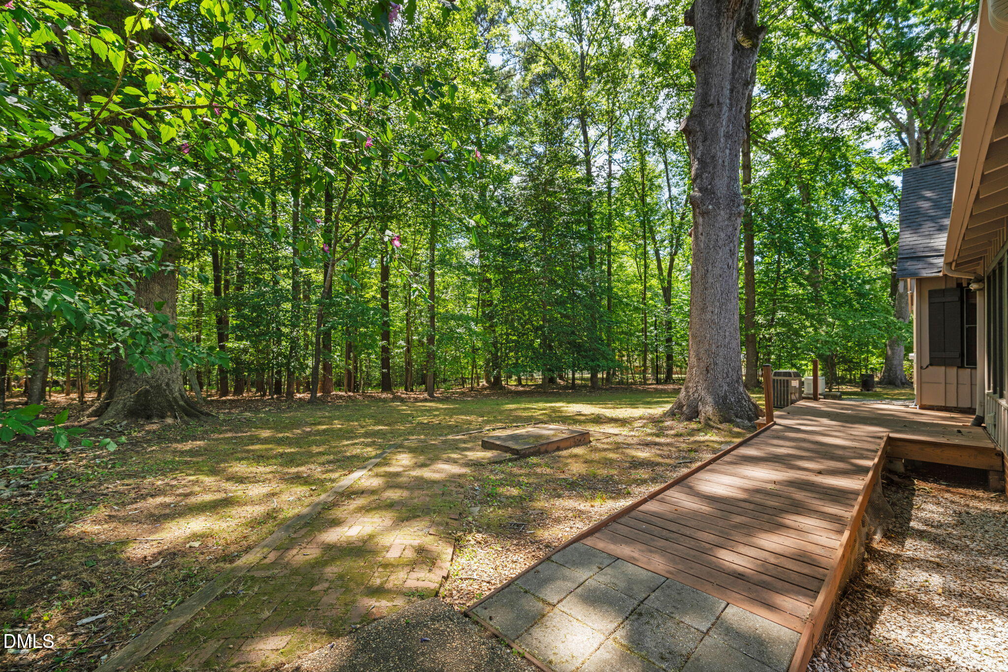 9001 Old Creedmoor Road Raleigh, NC 27613 - Photo 47 of 55 Front Yard