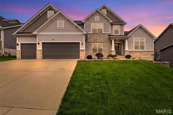 $799,999 | 502 Leaning Woods Street, St. Charles, MO 63301