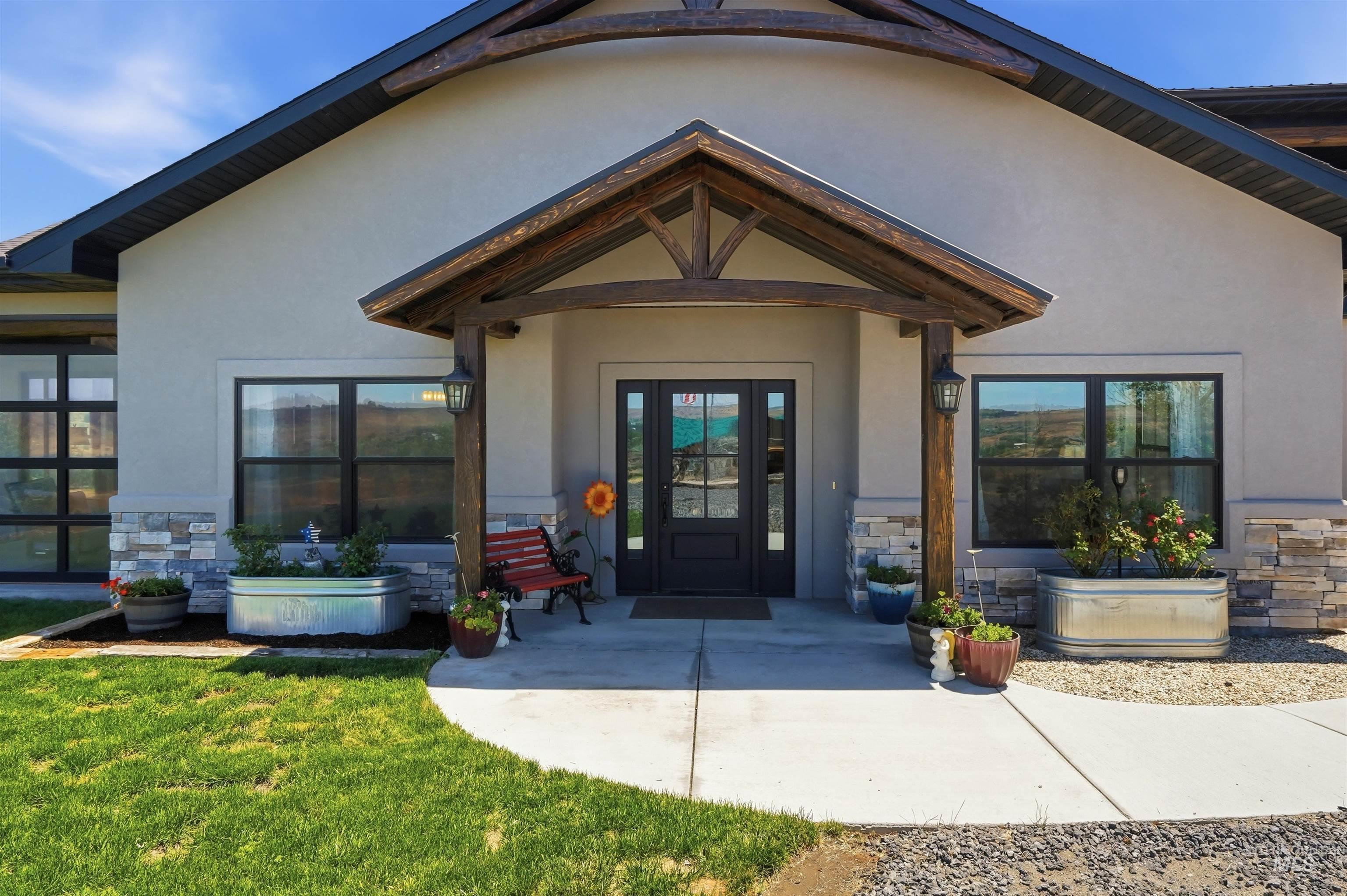 4522 Snake River Mesa Road Buhl, ID 83316 - Photo 4 of 49