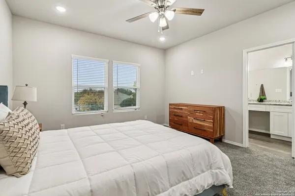 $1,800 | 106 Sai Manor, Unit 101, San Antonio, TX 78249