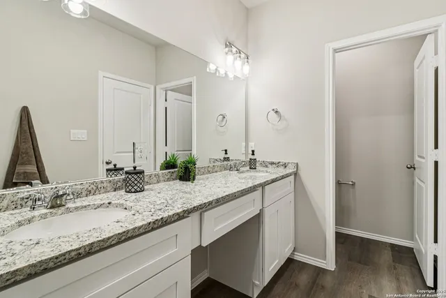 $2,099 | 106 Sai Manor, Unit 101, San Antonio, TX 78249