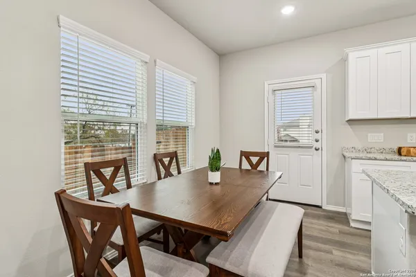 $1,800 | 106 Sai Manor, Unit 101, San Antonio, TX 78249