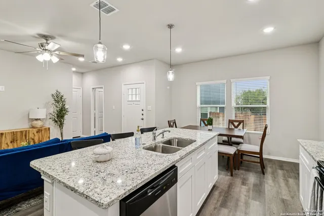 $2,099 | 106 Sai Manor, Unit 101, San Antonio, TX 78249