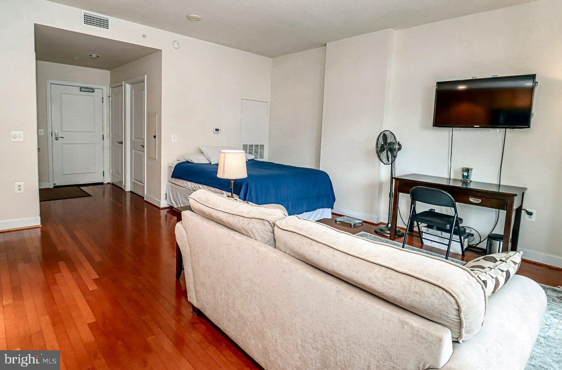 3650 South Glebe Road, Unit 249 Arlington, VA 22202 - Photo 2 of 18