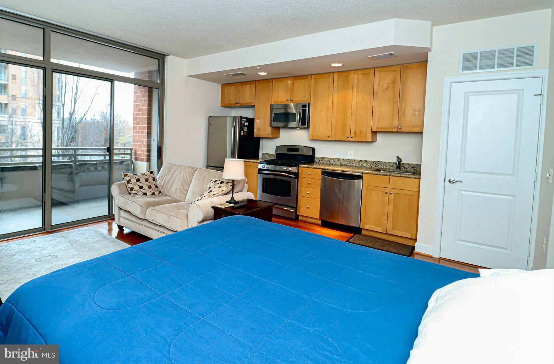 3650 South Glebe Road, Unit 249 Arlington, VA 22202 - Photo 4 of 18