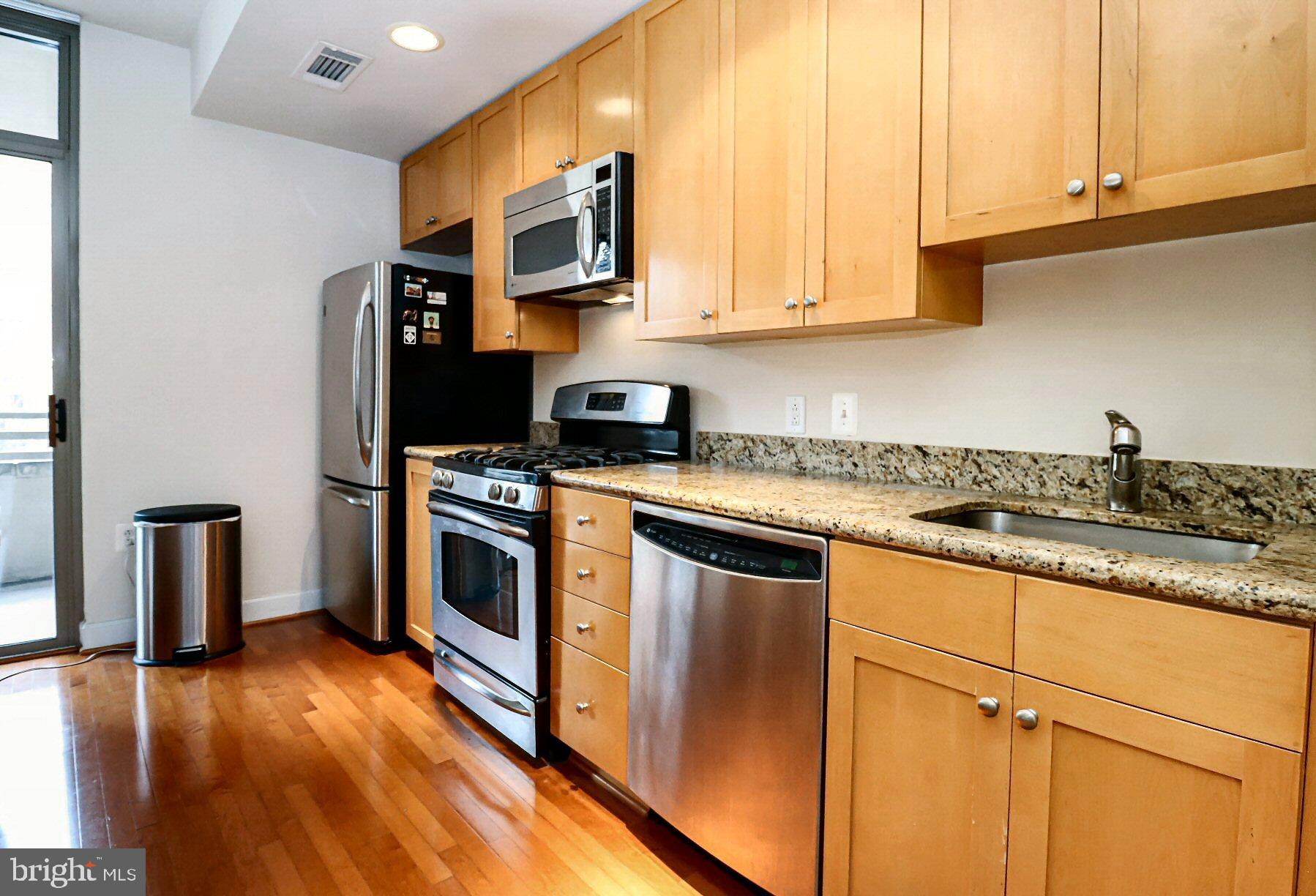 3650 South Glebe Road, Unit 249 Arlington, VA 22202 - Photo 5 of 18