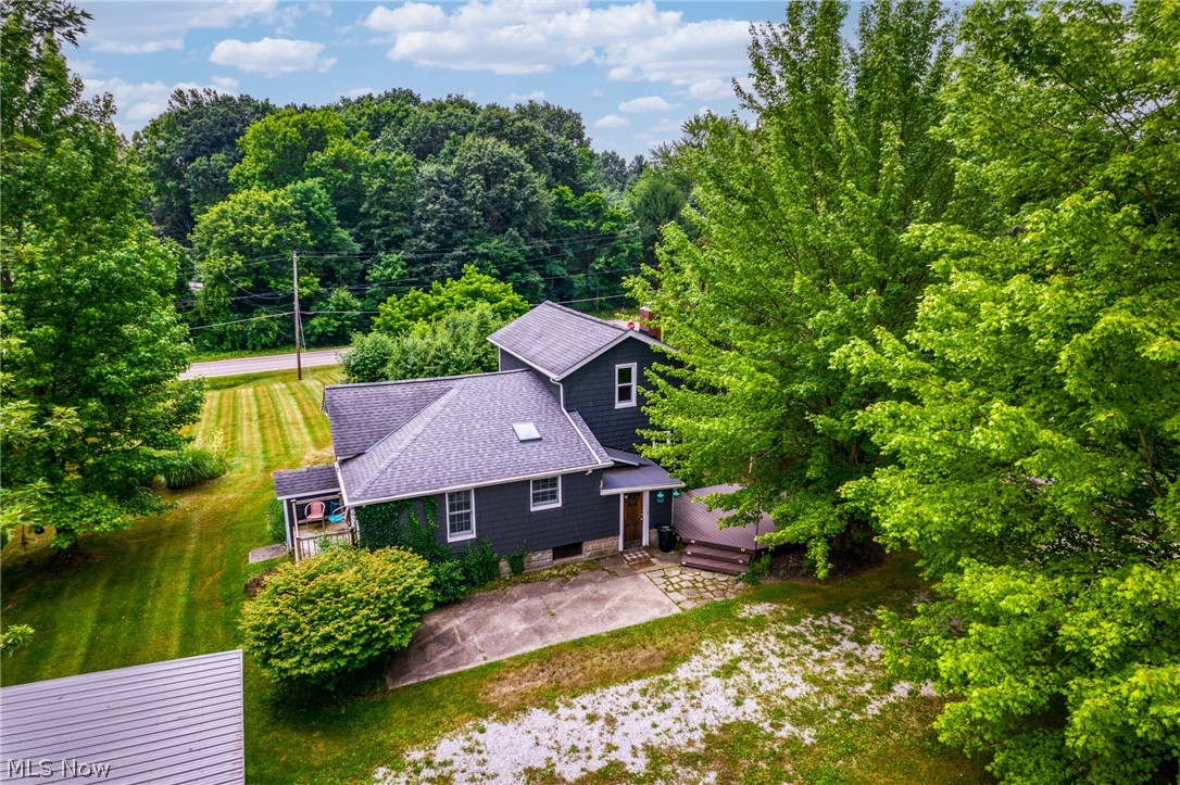 8318 Bainbridge Road Chagrin Falls, OH 44023 - Photo 5 of 50 Gallery Image 5