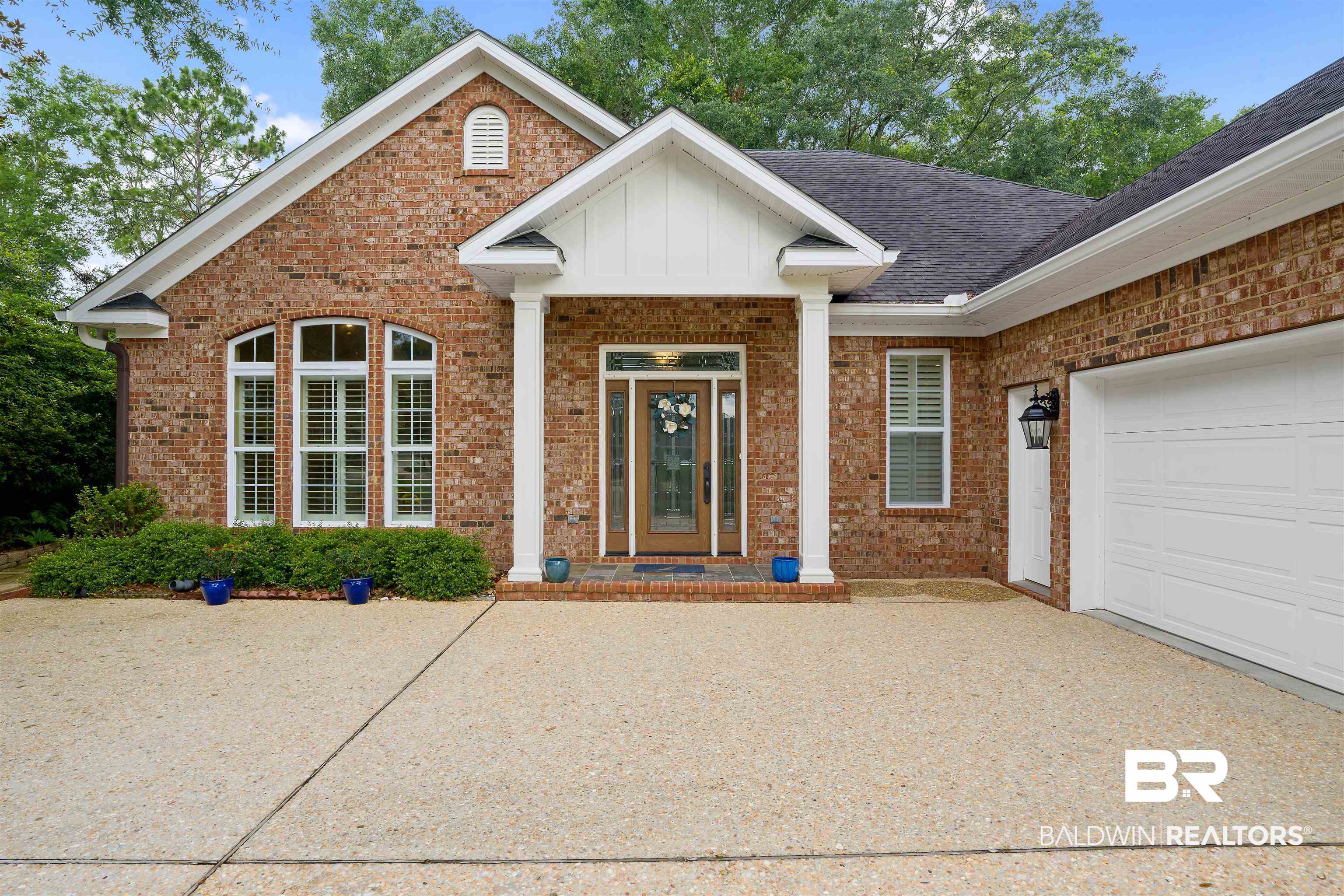 116 Wedge Loop Fairhope, AL 36532 - Photo 4 of 32 Garage with Side Entrance