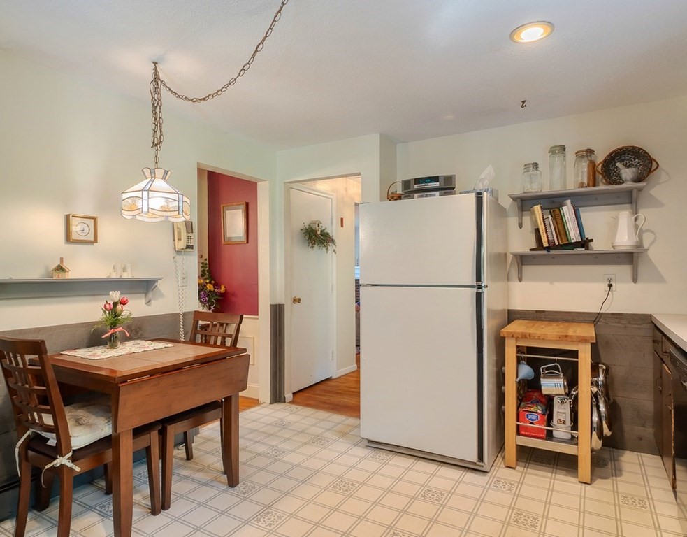 29 Country Road Westford, MA 01886 - Photo 16 of 38 Gallery Image 16