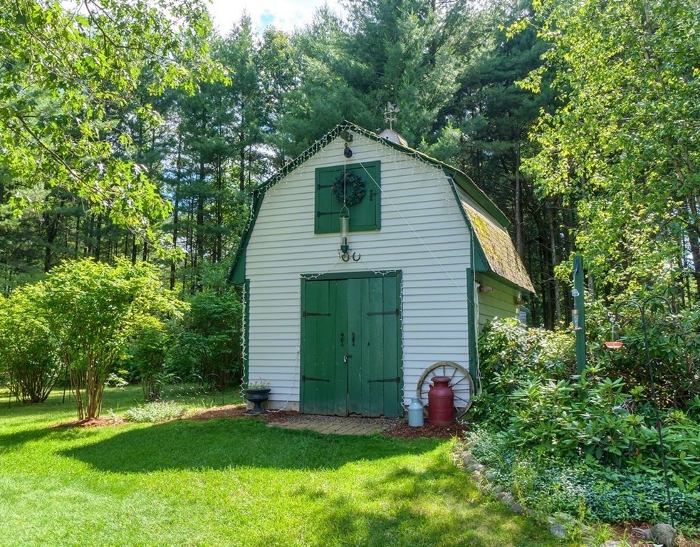 29 Country Road Westford, MA 01886 - Photo 34 of 38 Gallery Image 34