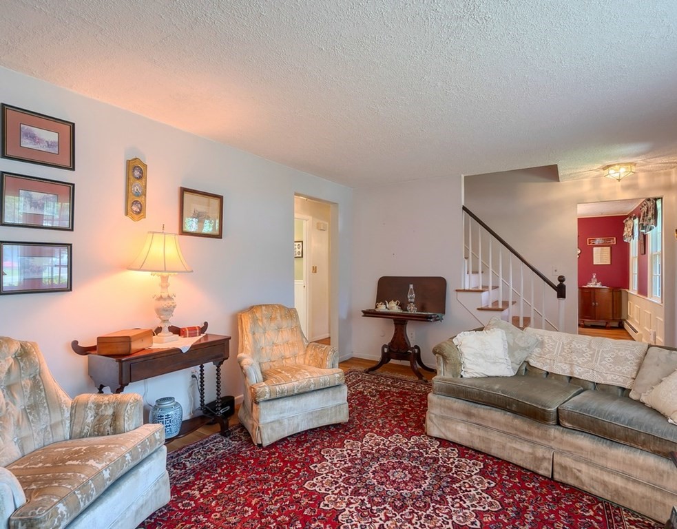 29 Country Road Westford, MA 01886 - Photo 7 of 38 Gallery Image 7