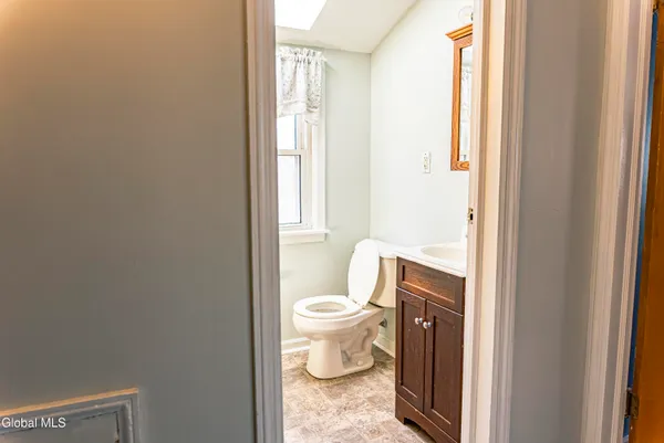 $300,000 | 2983 Nancy Lane, Guilderland, NY 12303