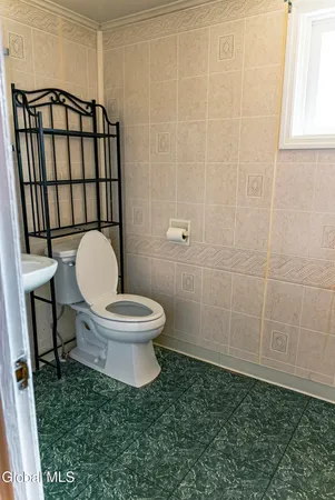 $300,000 | 2983 Nancy Lane, Guilderland, NY 12303