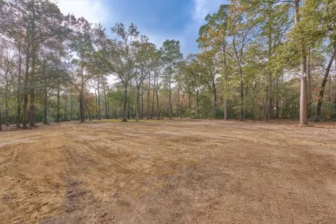 $900,000 | 3027 Pine Acres Drive, Conroe, TX 77384