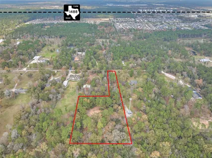 $900,000 | 3027 Pine Acres Drive, Conroe, TX 77384