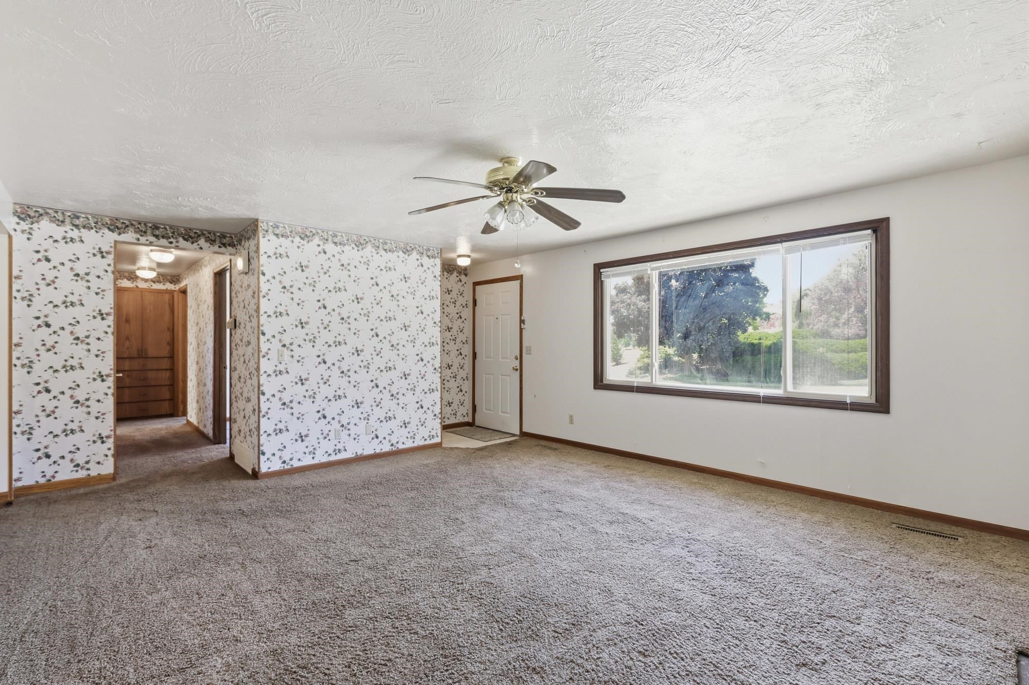 6628 North Alberta Street Spokane, WA 99208 - Photo 4 of 42