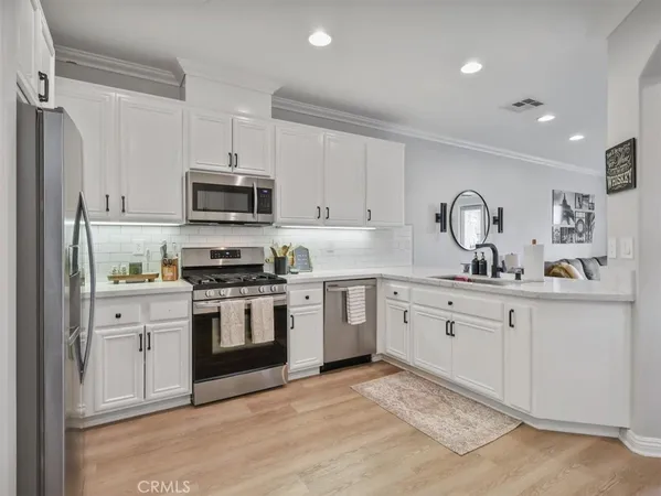 $599,000 | 25414 Wharton Drive, Stevenson Ranch, CA 91381