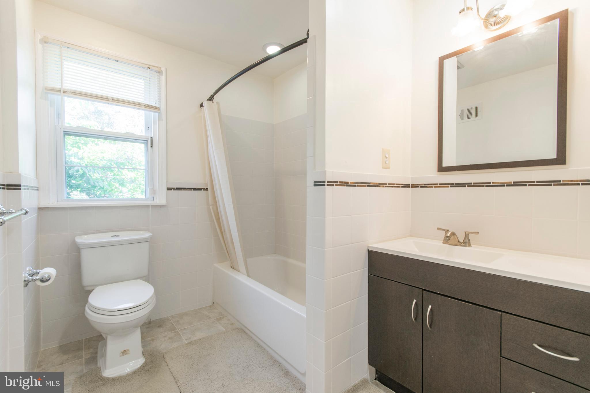204 Parkview Road Cheltenham, PA 19012 - Photo 18 of 30 Gallery Image 18