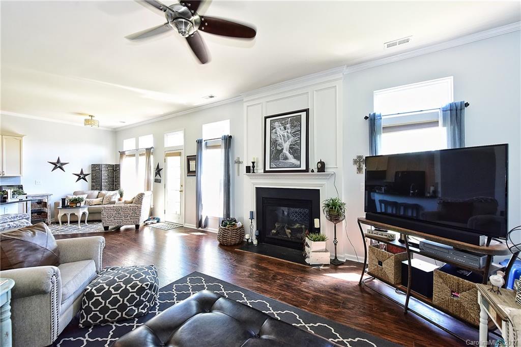 1154 Gower Street Fort Mill, SC 29708 - Photo 5 of 24