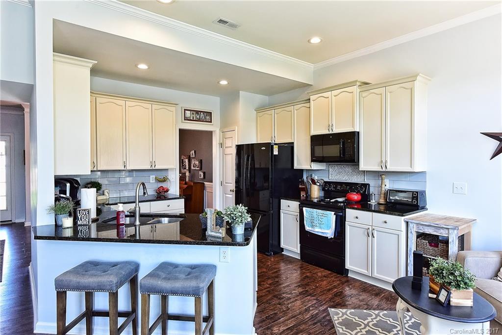1154 Gower Street Fort Mill, SC 29708 - Photo 6 of 24
