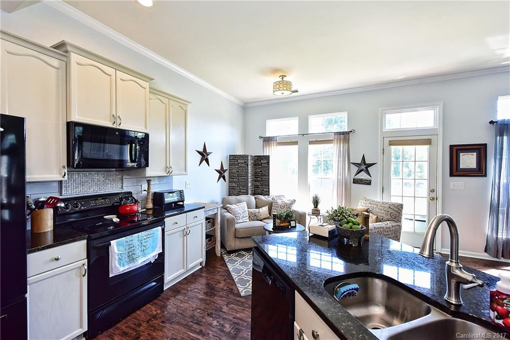 1154 Gower Street Fort Mill, SC 29708 - Photo 9 of 24
