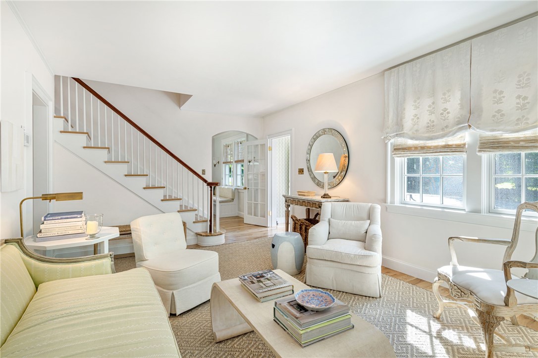 11 Chachapacasset Road Barrington, RI 02806 - Photo 10 of 31