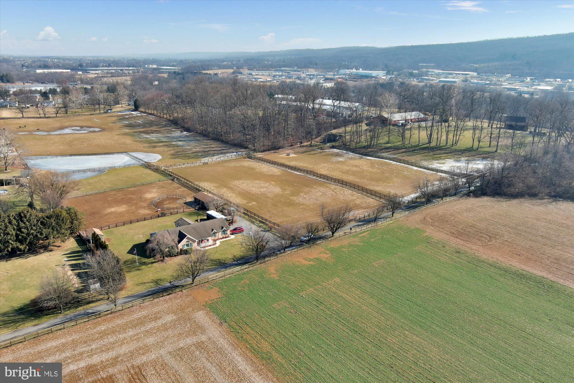 369 Snyder Road Reading, PA 19605 - Photo 7 of 56 Gallery Image 7