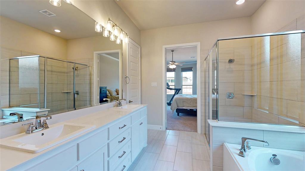 817 Fallbrook Avenue Denton, TX 76210 - Photo 20 of 40