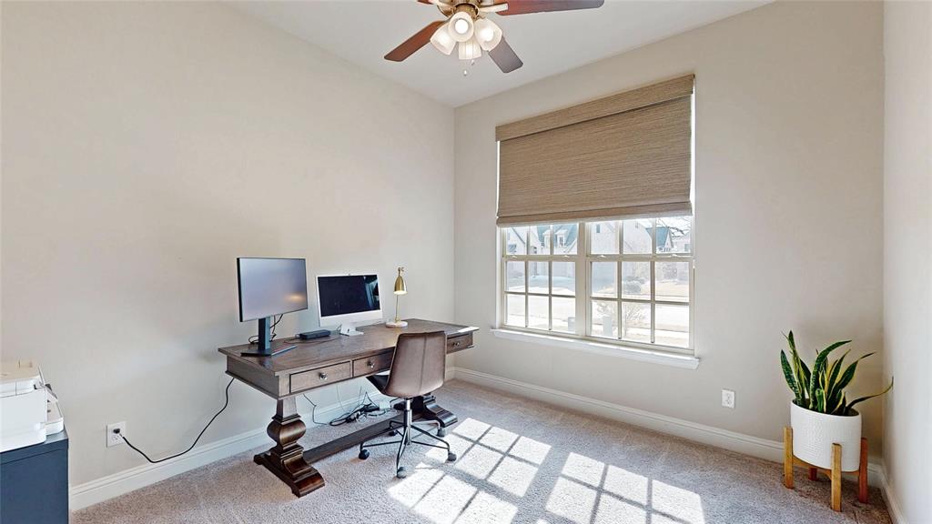 817 Fallbrook Avenue Denton, TX 76210 - Photo 25 of 40