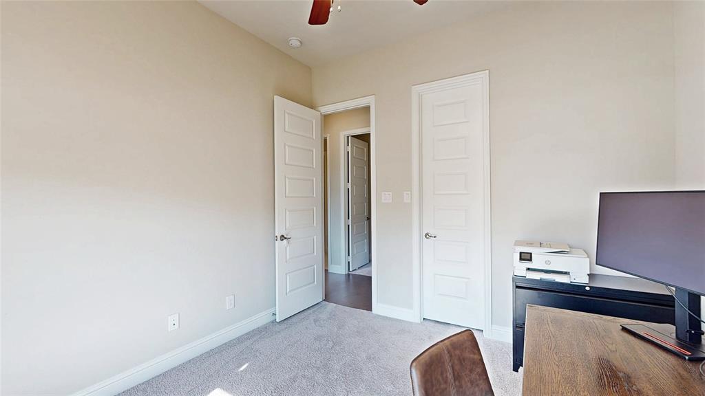 817 Fallbrook Avenue Denton, TX 76210 - Photo 27 of 40
