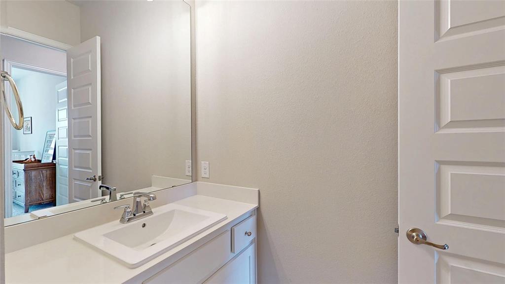 817 Fallbrook Avenue Denton, TX 76210 - Photo 29 of 40