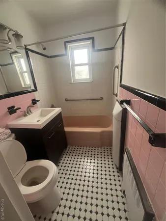$3,000 | 316 North Corona Avenue, Valley Stream, NY 11580