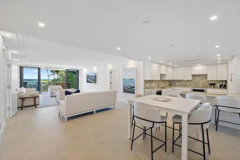 $2,450,000 | 2600 South Ocean Boulevard, Unit 102W, Palm Beach, FL 33480