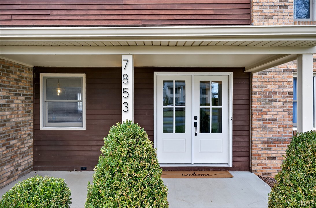 7853 Vernon Road South Cicero, NY 13039 - Photo 3 of 50