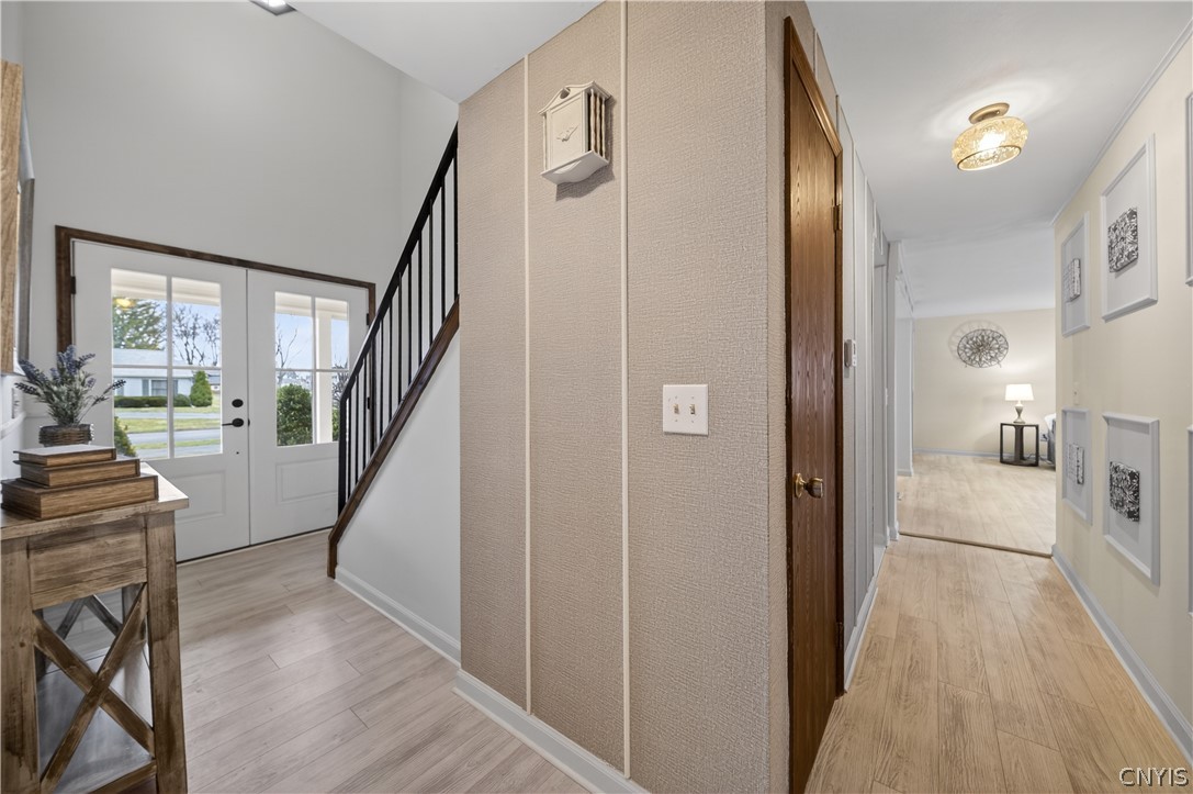 7853 Vernon Road South Cicero, NY 13039 - Photo 8 of 50