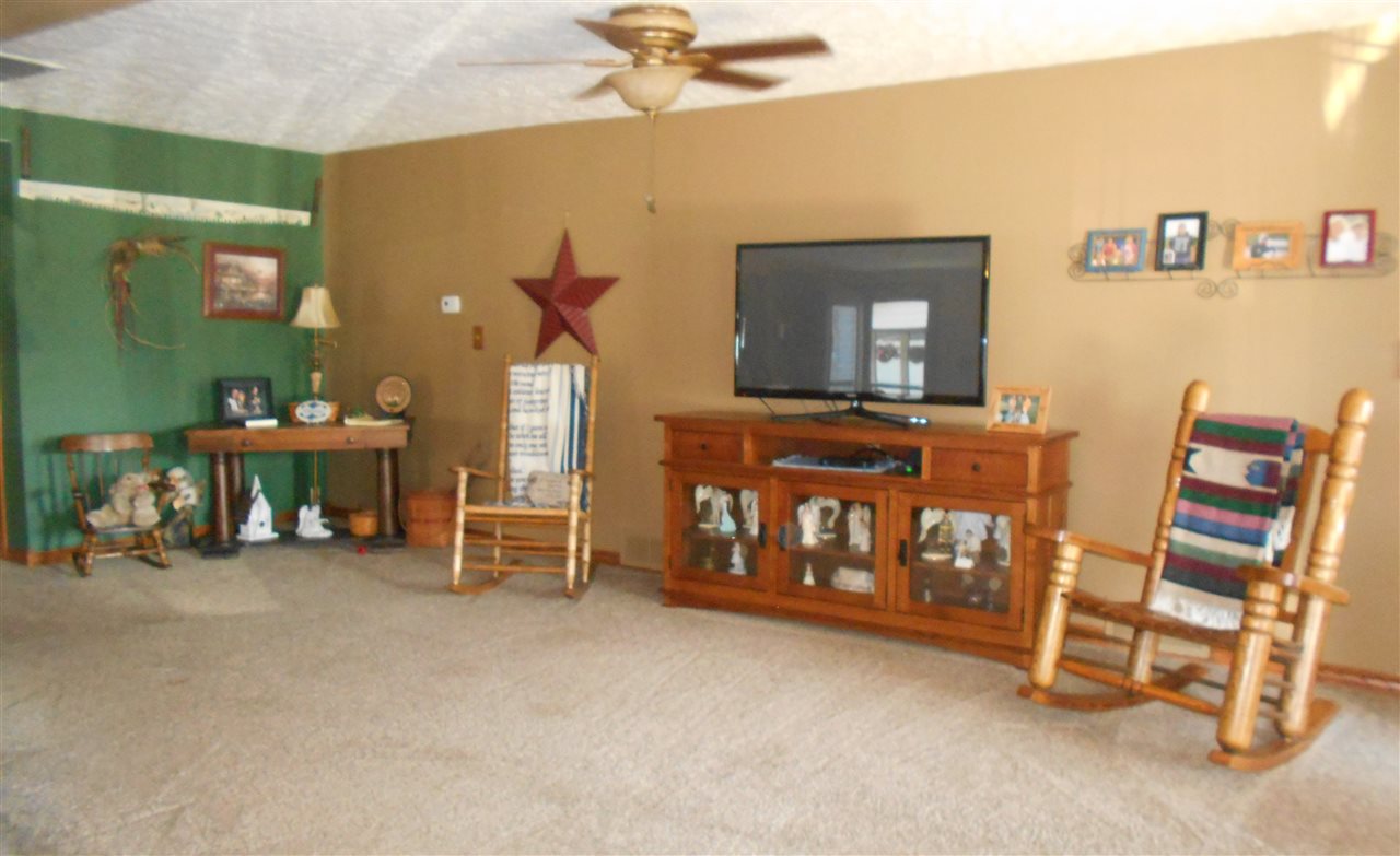 3634 East Bailey Road Monticello, IN 47960 - Photo 5 of 28 Gallery Image 5